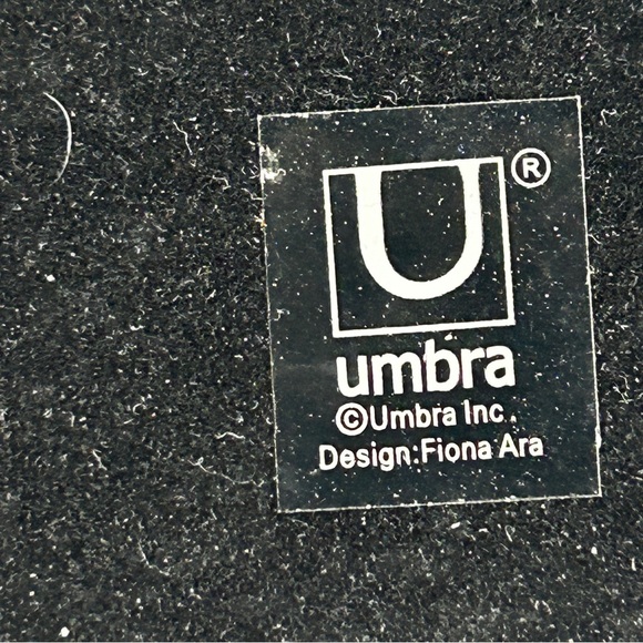 UMBRA Lavish Napkin Holder Chestnut - Picture 9 of 12